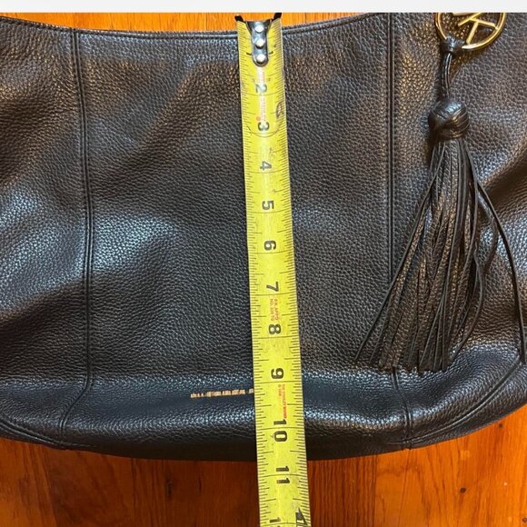 MICHAEL KORS BLACK LEATHER HOBO BAG - Picture 2 of 5